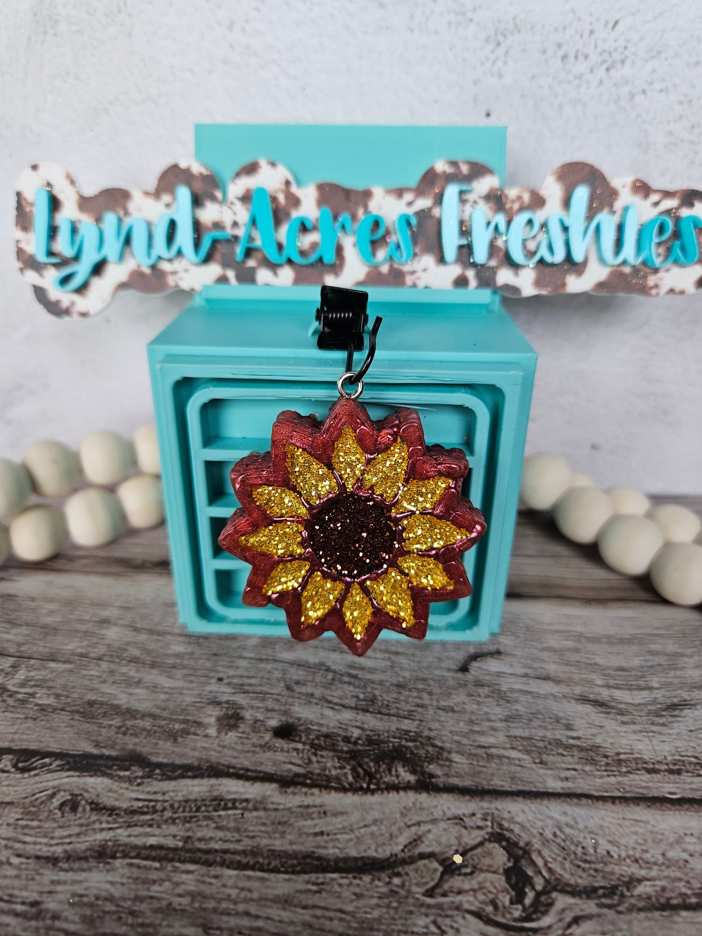 Sunflower Vent Clip