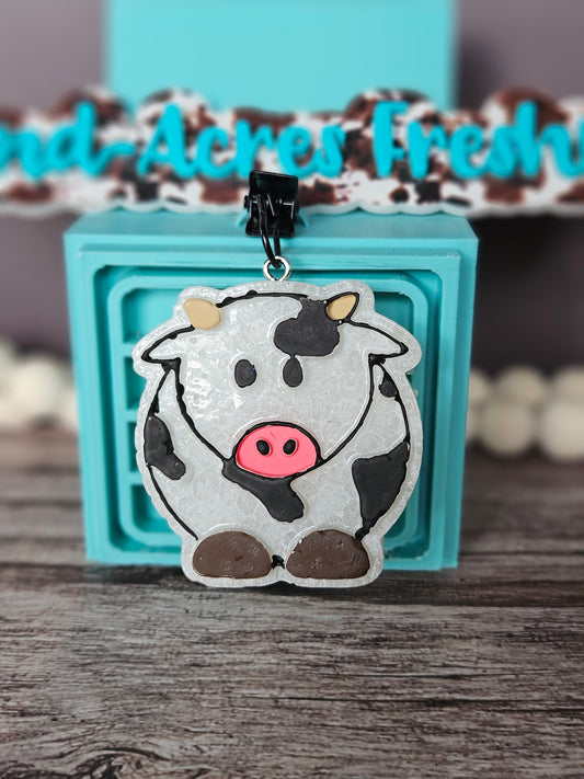 Cow Vent Clip