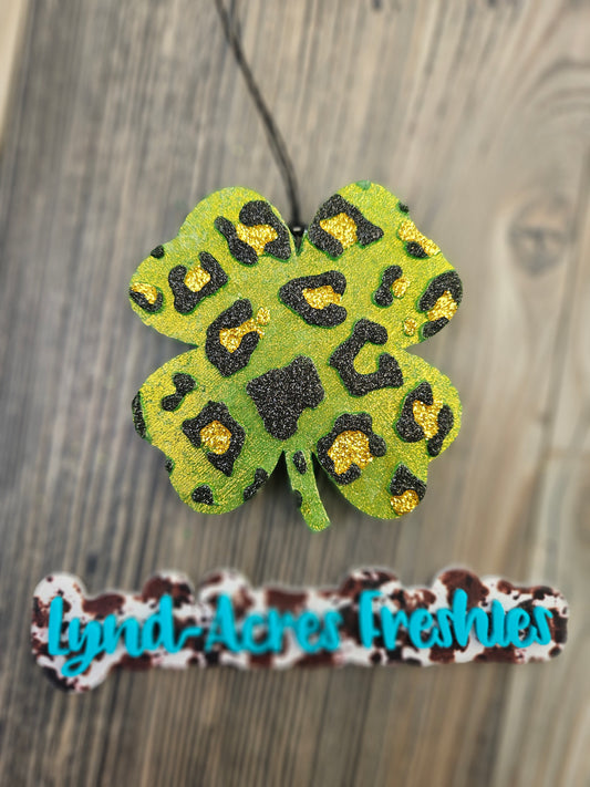 Cheetah Print Clover