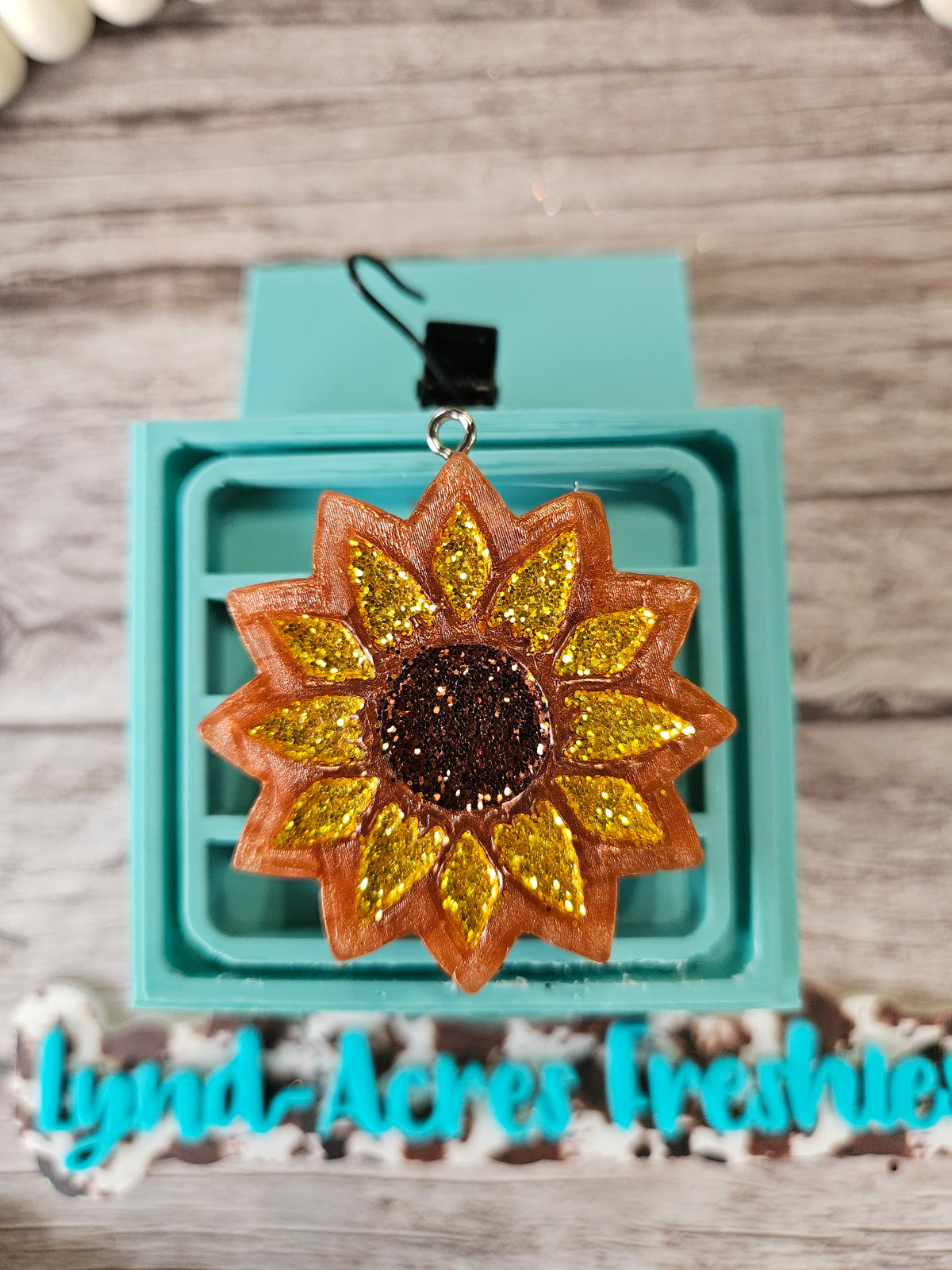 Sunflower Vent Clip