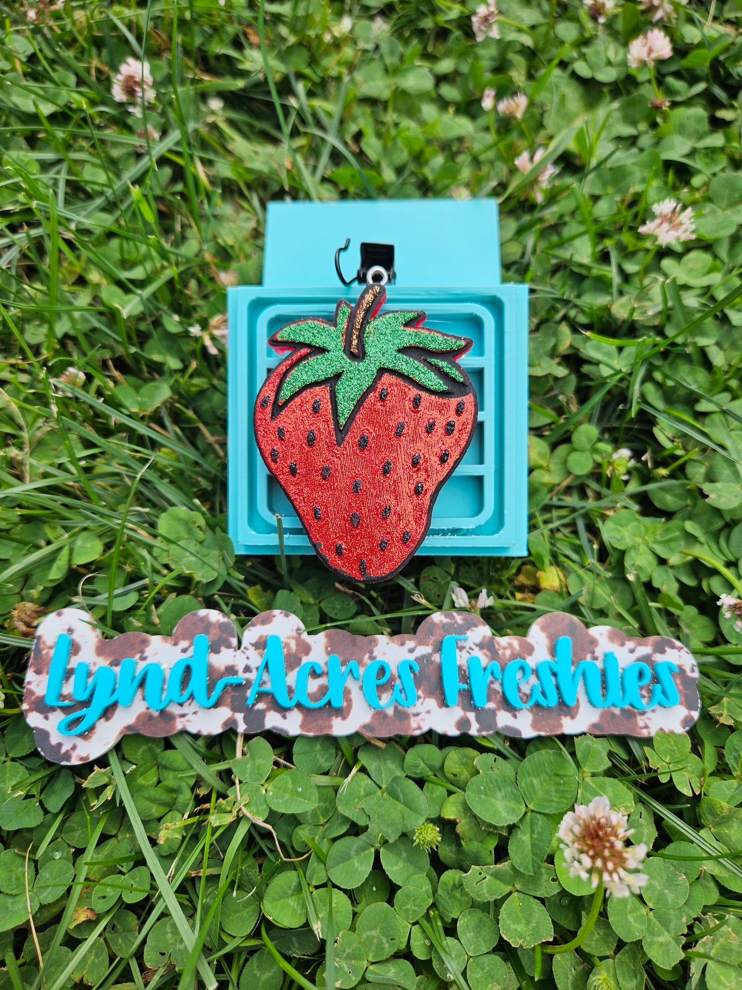 Strawberry Vent Clip
