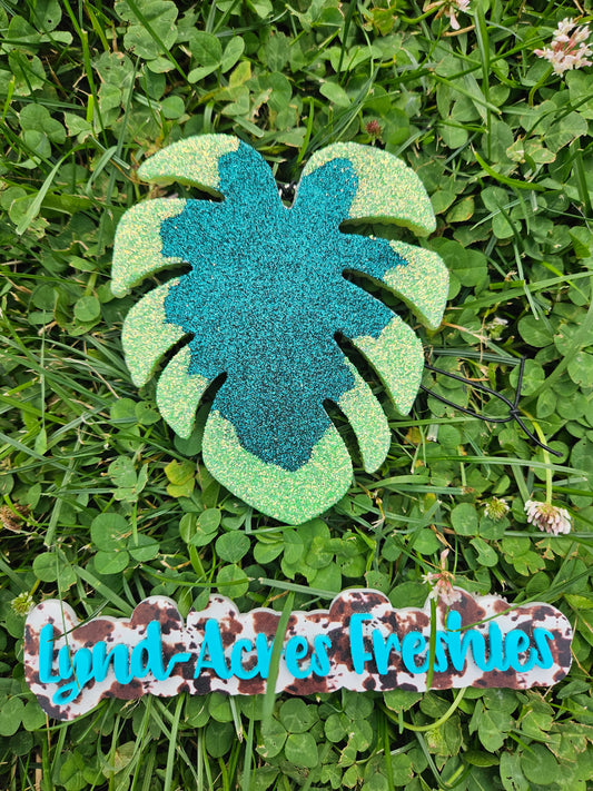 Monstera Leaf