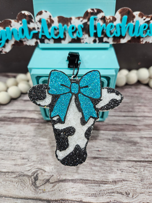 Cow With Bow Vent Clip