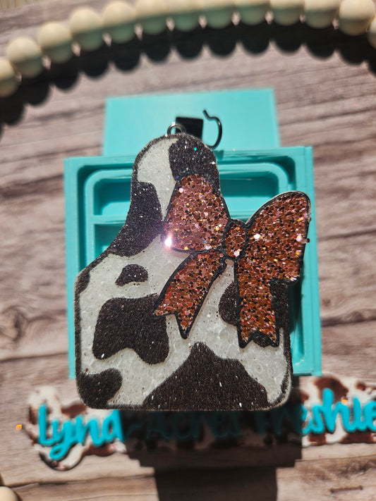 Cow Tag With Bow Vent Clip